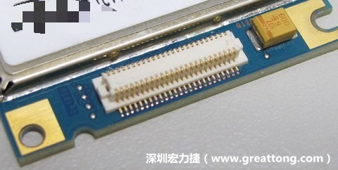 PCBA大講堂：板對板連接器下面裸銅設計，造成模組功能不良