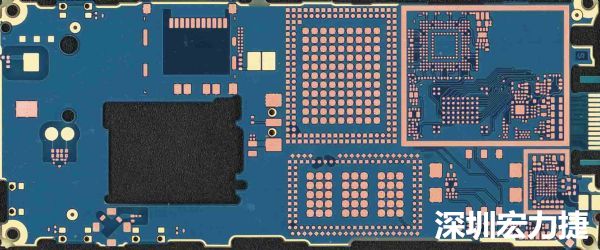 手機可用的PCB空間相當小，而1片式的設(shè)計是節(jié)省成本的作法，如何做到區(qū)隔不同子系統(tǒng)、降低雜訊干擾，是設(shè)計關(guān)鍵。